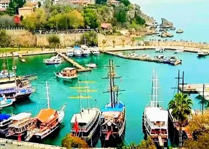 Appart hôtel Ozzy Homes 2+1 Muhtesem Lokasyon Harika 4*